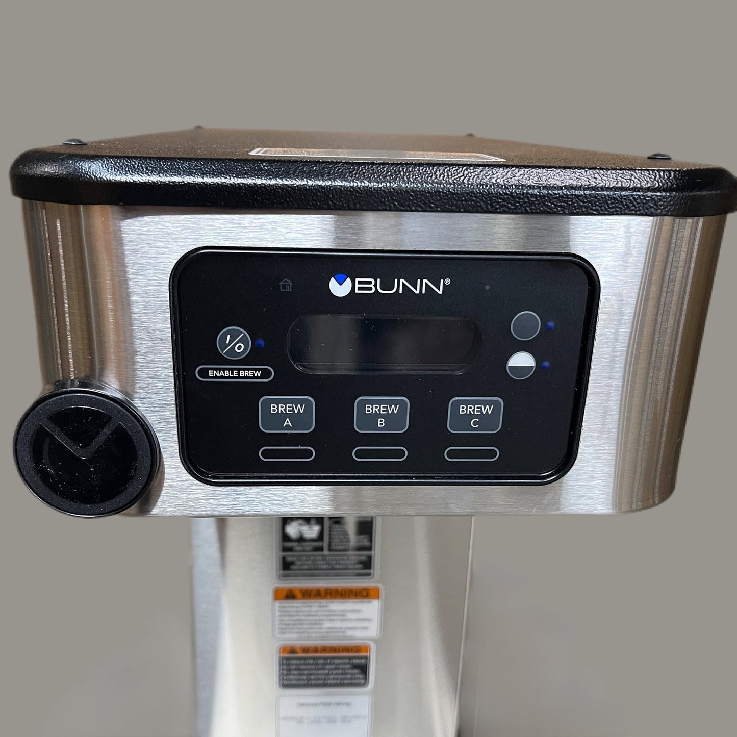 BUNN Infusion Series Tea & Coffee Brewer - Dual Volt, 29" W/Tray - Automatic High Volume Commercial Coffee Brewer - ITCB-DV 52200.0100