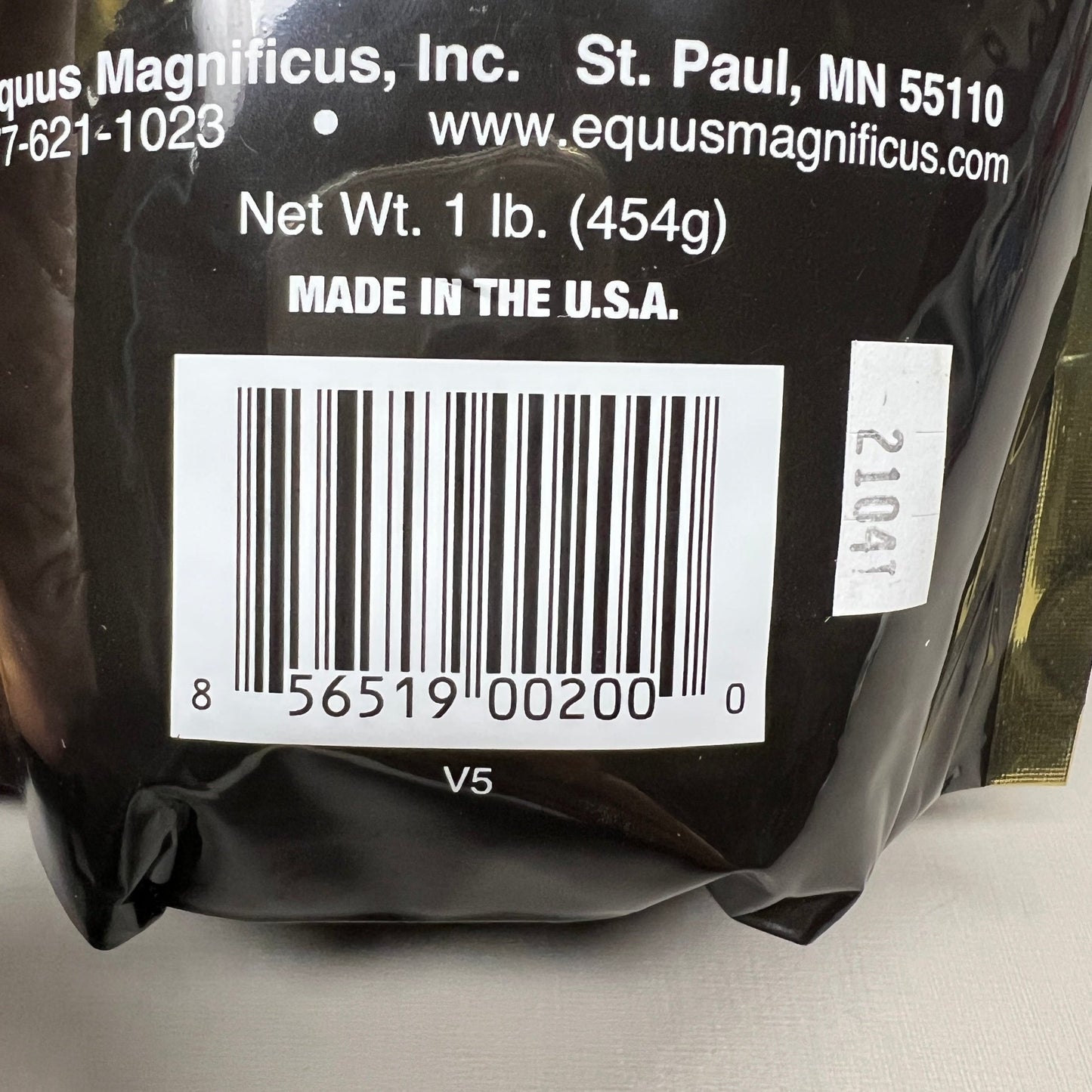 EQUUS MAGNIFICIUS German Horse Muffin Whole Grain Horse Treats 1 lb Shelf Stable (as-is)